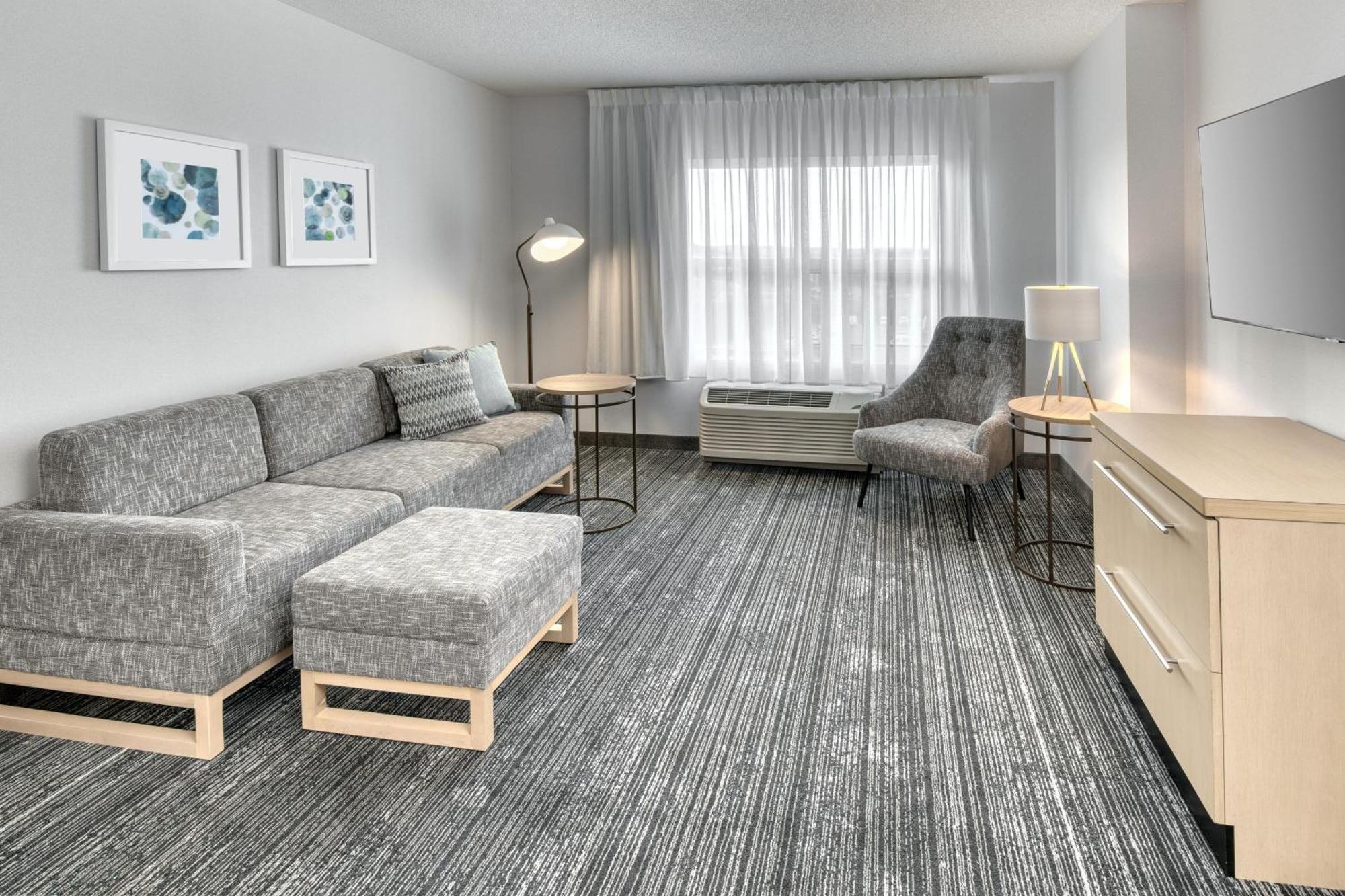 Towneplace Suites By Marriott Sudbury Zewnętrze zdjęcie